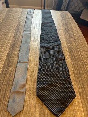 Tommy Hilfiger Black Textured Men's Tie